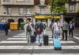 Podemos critica que hoy se hayan aprobado 25 apartamentos turísticos