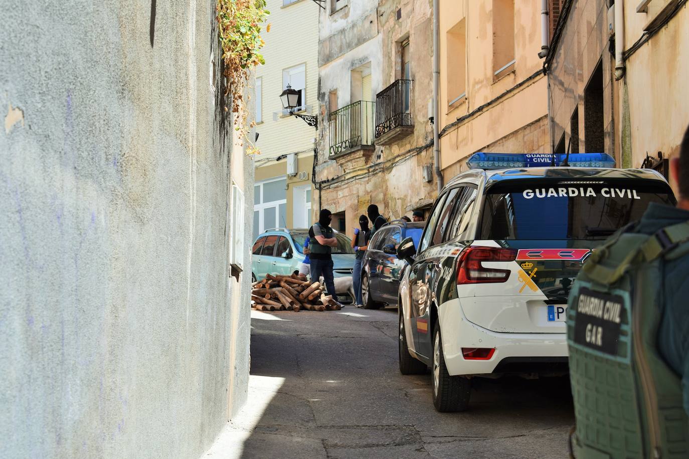 Actuación de la Guardia Civil en Villamediana.