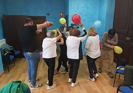 Un instante de uno de los talleres de Risoterapia ofrecidos por Raquel Gonzalo en el Camero Viejo.