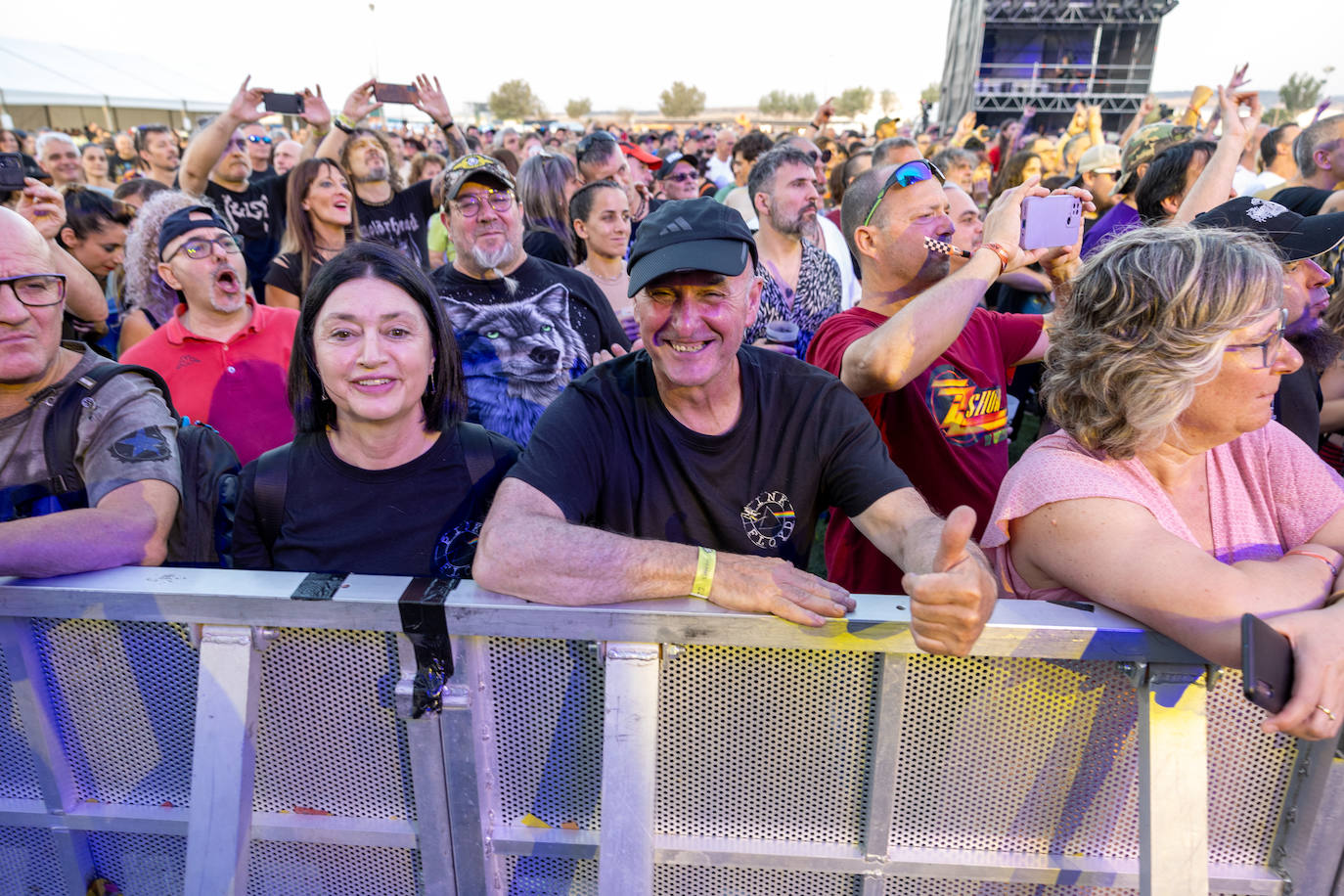 El público se acerco desde muy temprano para disfrutar del festival