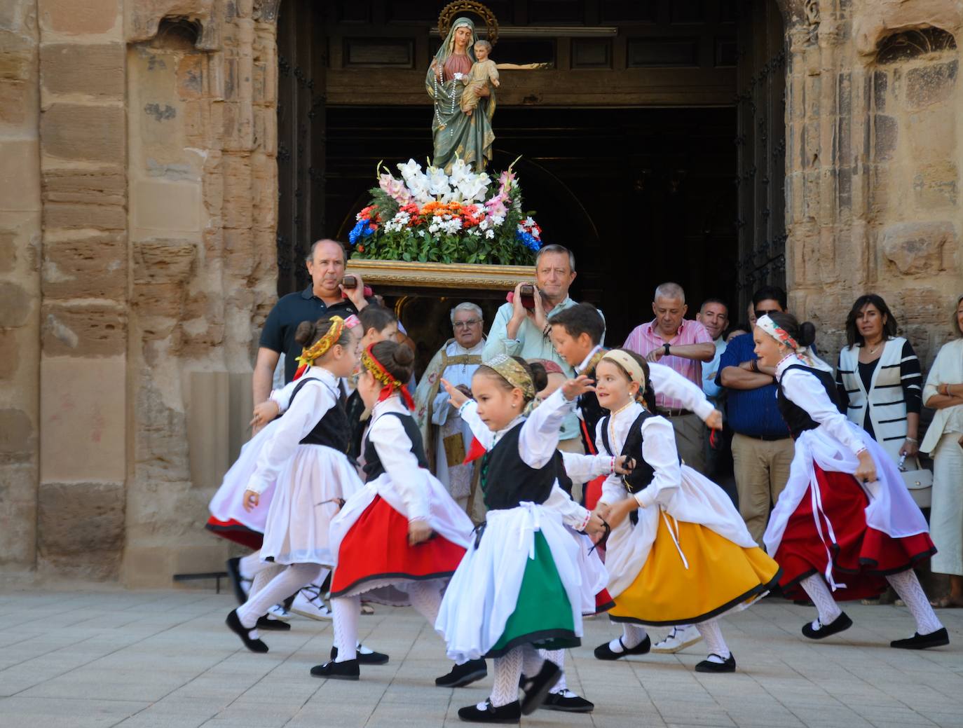 La mejores fotos de la procesión con la virgen del Planillo