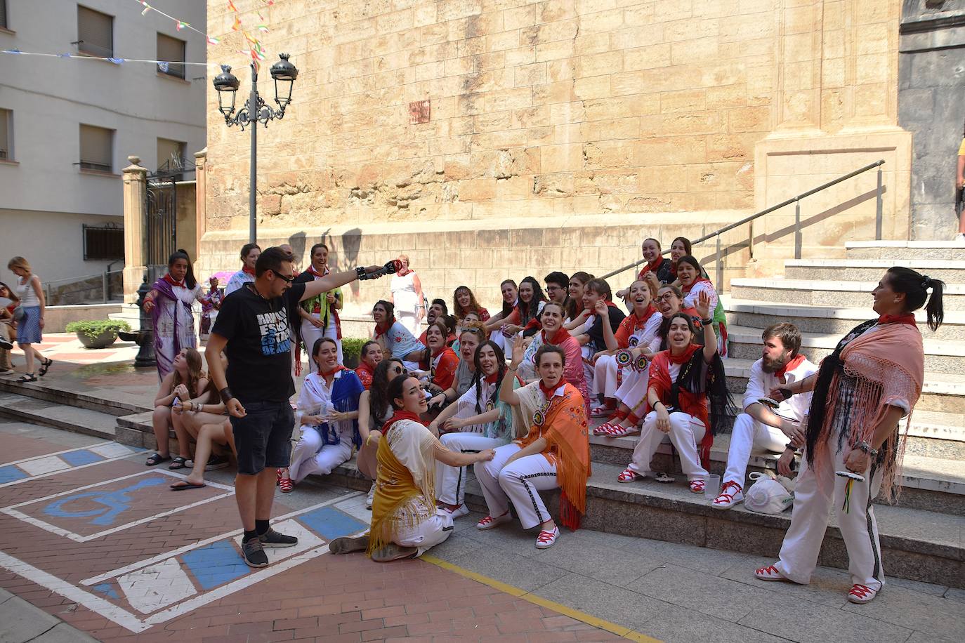 Búscate en las fiestas de Santa Ana de Cervera