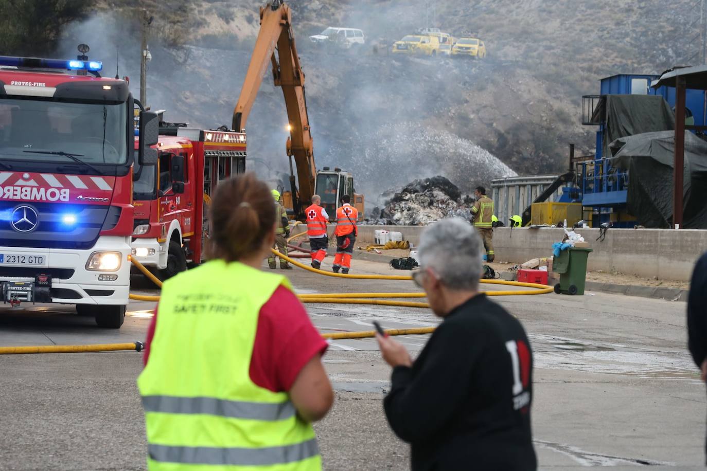 Las imágenes del incendio de Recirsa
