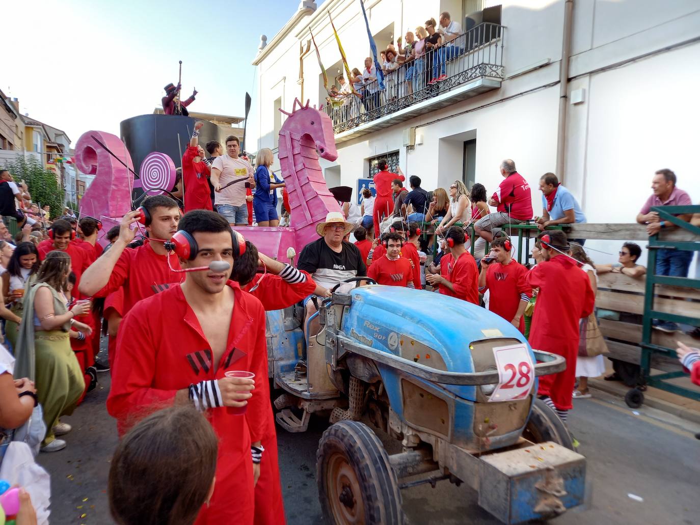 Desfile de carrozas en las fiestas de Rincón de Soto