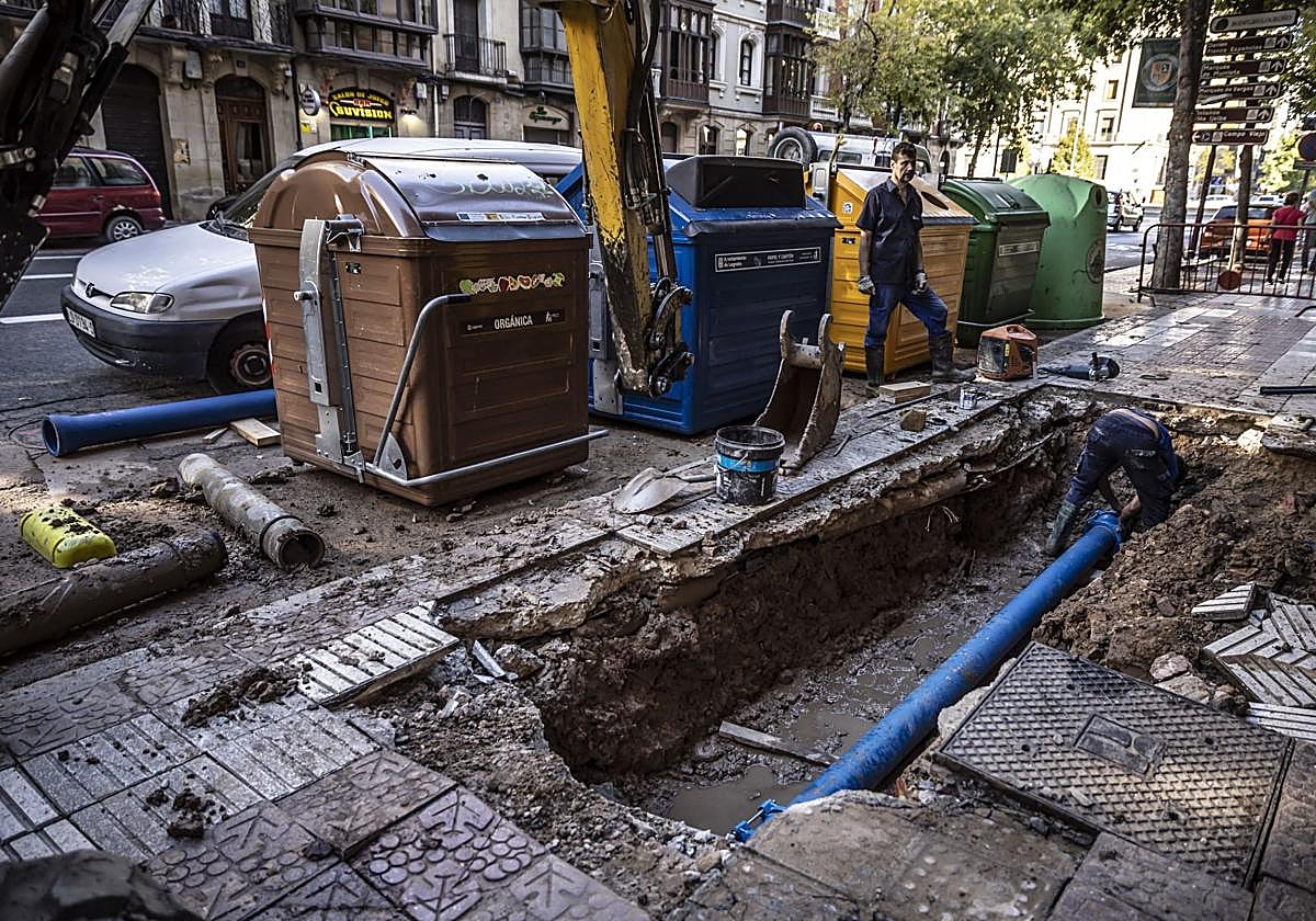 Los planes para renovar tuberías de cuatro calles de Logroño, en marcha