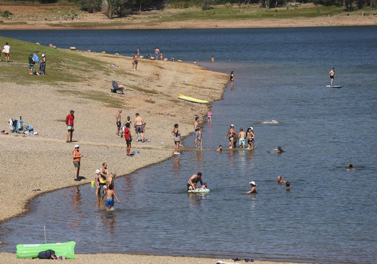 Jornada de verano para disfrutar en el embalse González-Lacasa.