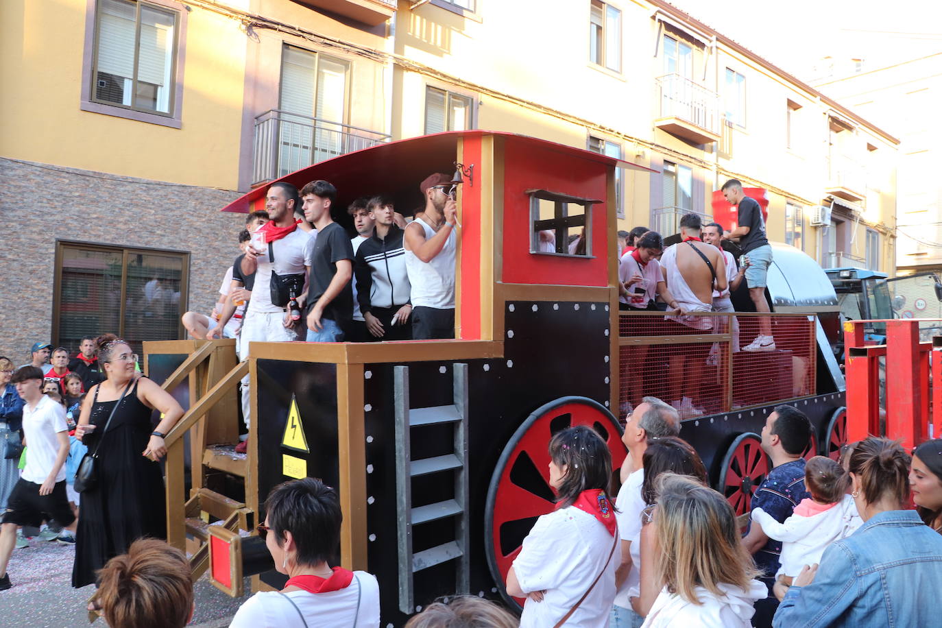 El desfile de carrozas, en imágenes