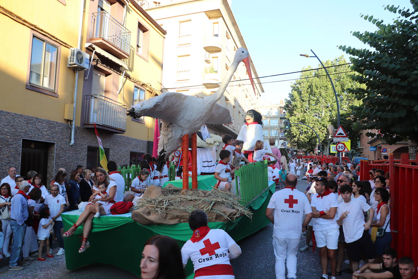 El desfile de carrozas, en imágenes