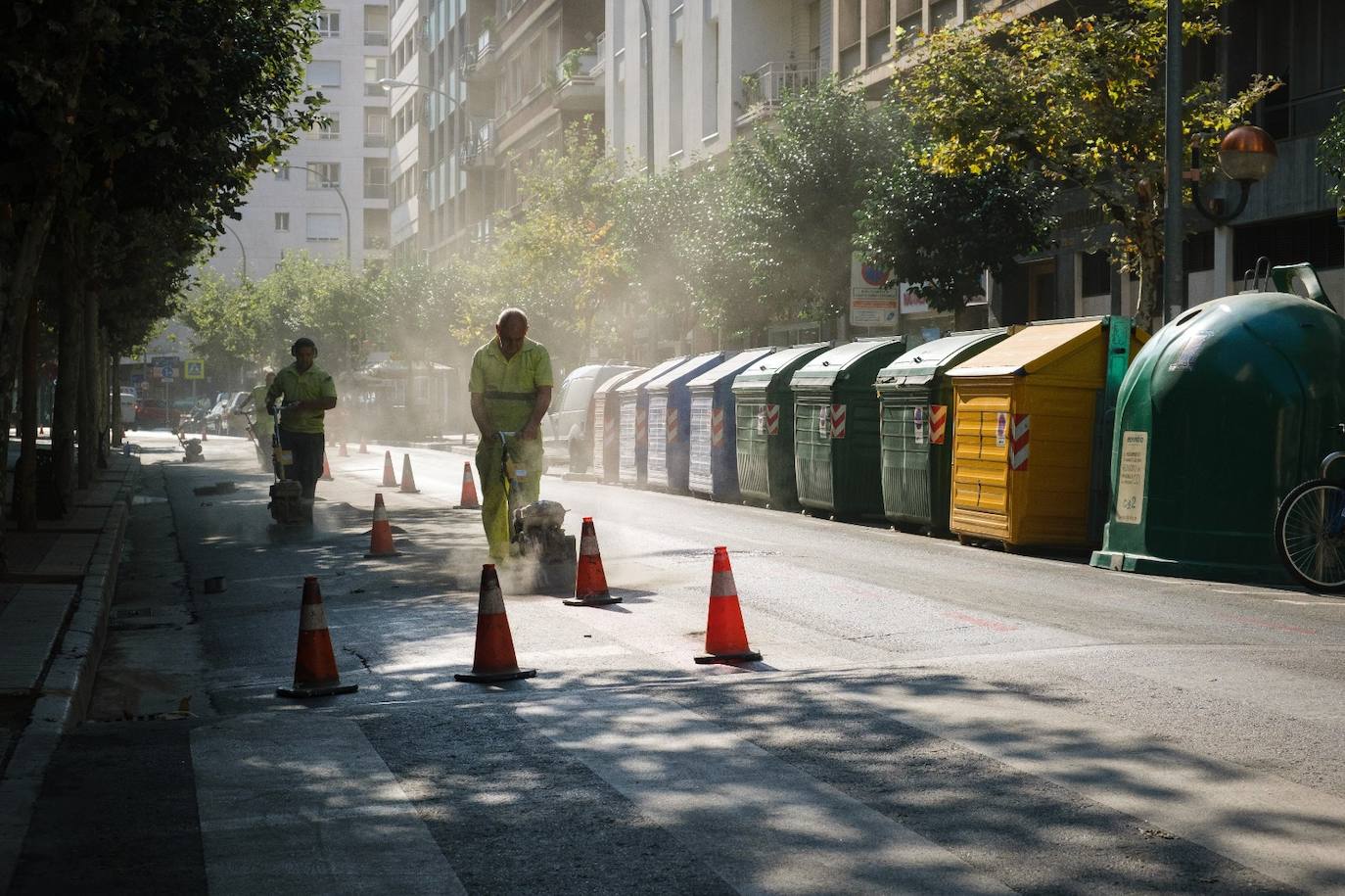 Trabajos de eliminación del carril bici de avenida de Portugal el 22 de agosto de 2023.