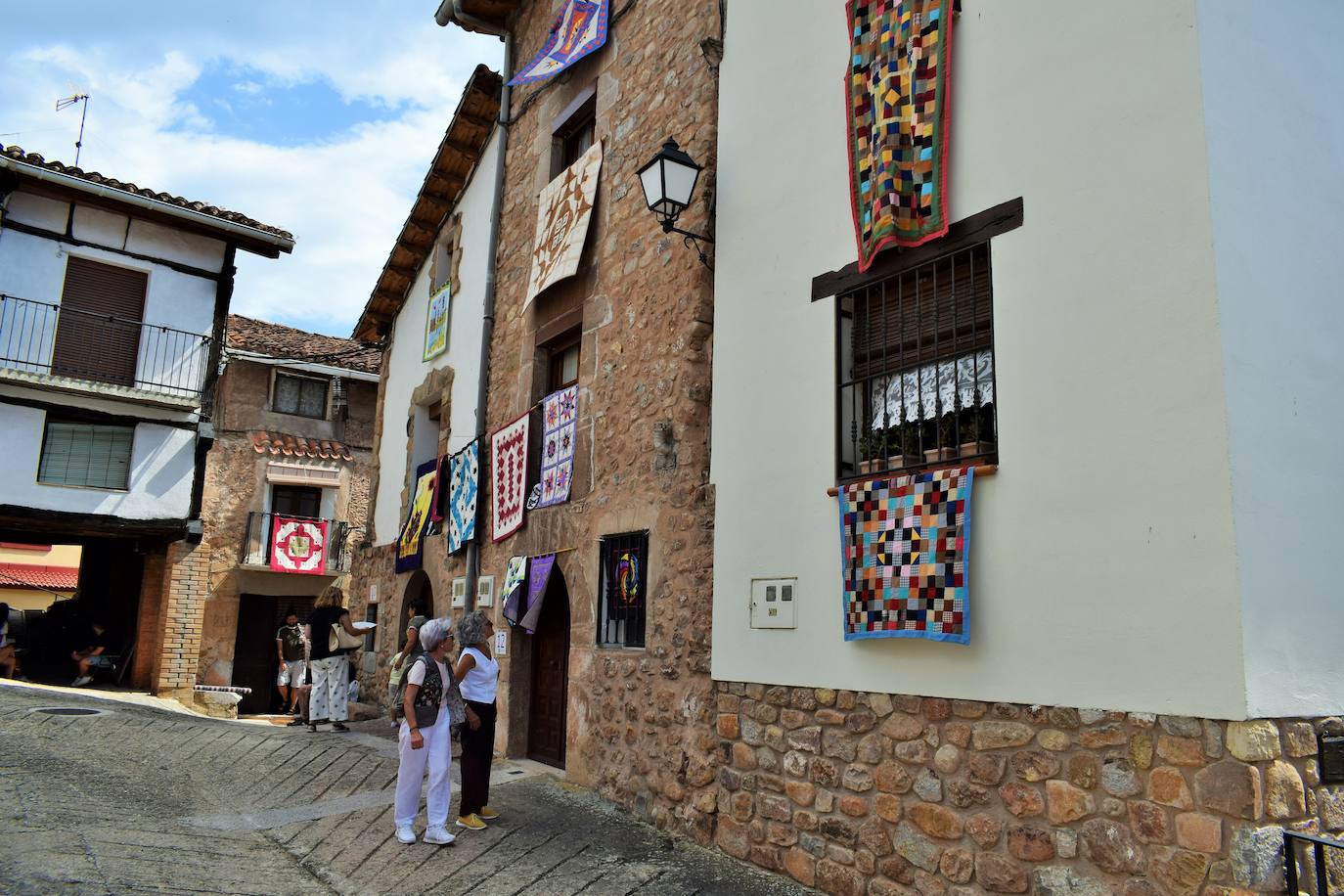 Las mejores imágenes de la XII Fiesta de las Almazuelas Colgadas