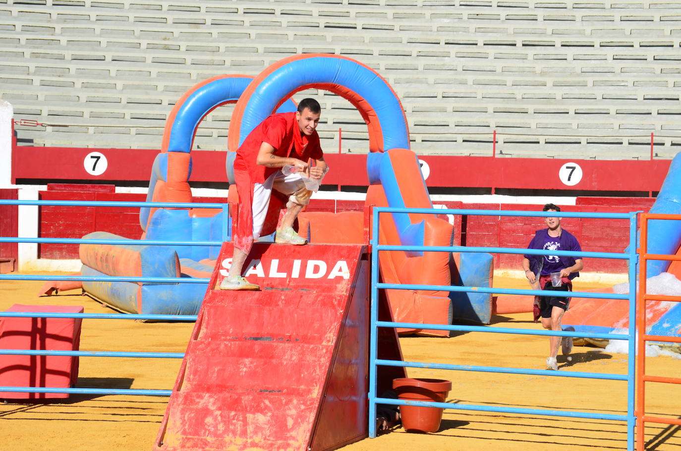 Mañana de novillos y tarde de risas con el Grand Prix en Calahorra