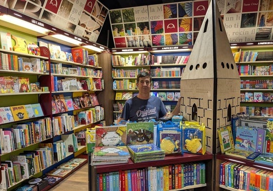 Fernando Ochoa ha estado esta semana ultimando la apertura de la nueva tienda en Torrelodones.