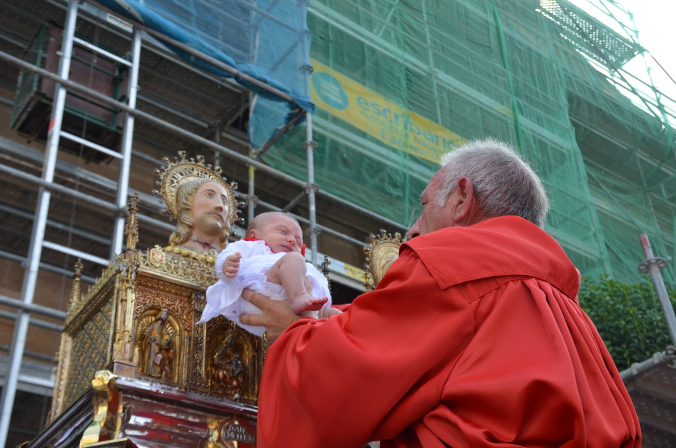 Procesión en honor a los santos de Calahorra