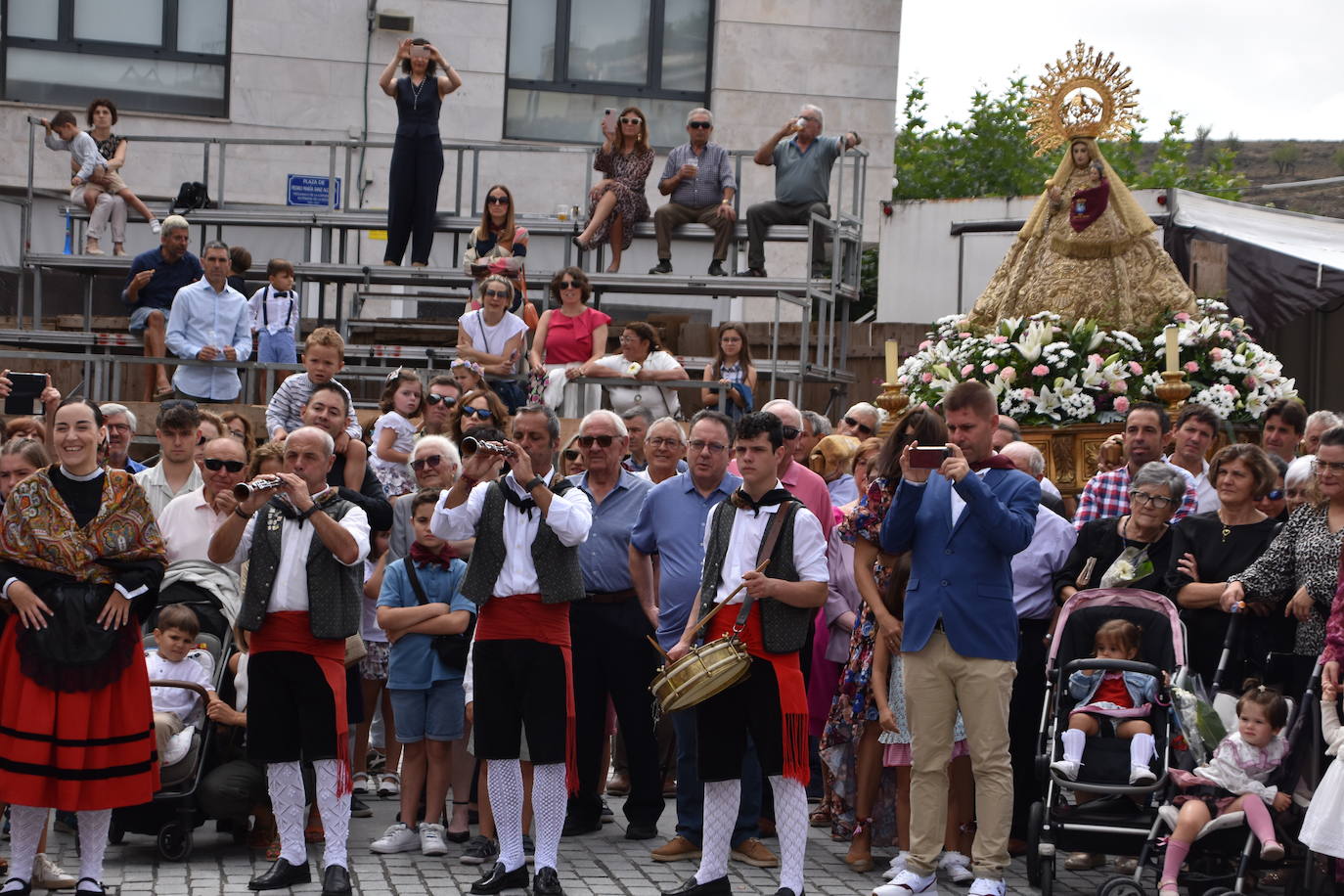 Procesión de la Virgen del Villar, en Igea