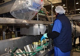 Imagen de archivo de una conservera riojana