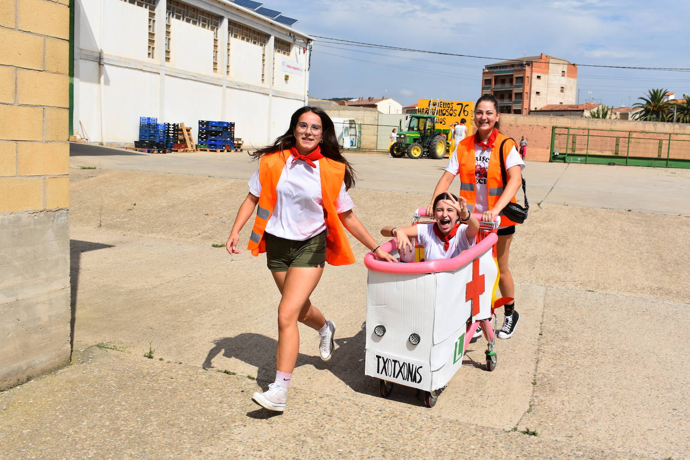 Disparo del cohete de las fiestas de Pradejón