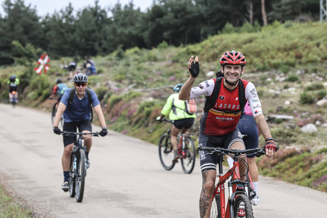 Las mejores fotos del paso de La Vuelta por Moncalvillo