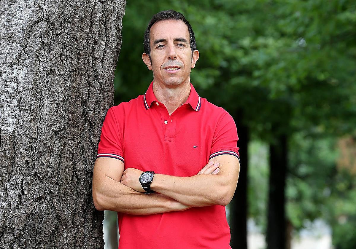 El psicólogo y profesor de la Universidad de La Rioja (UR), dentro del área de Psicología Evolutiva y de la Educación, Javier Ortuño.