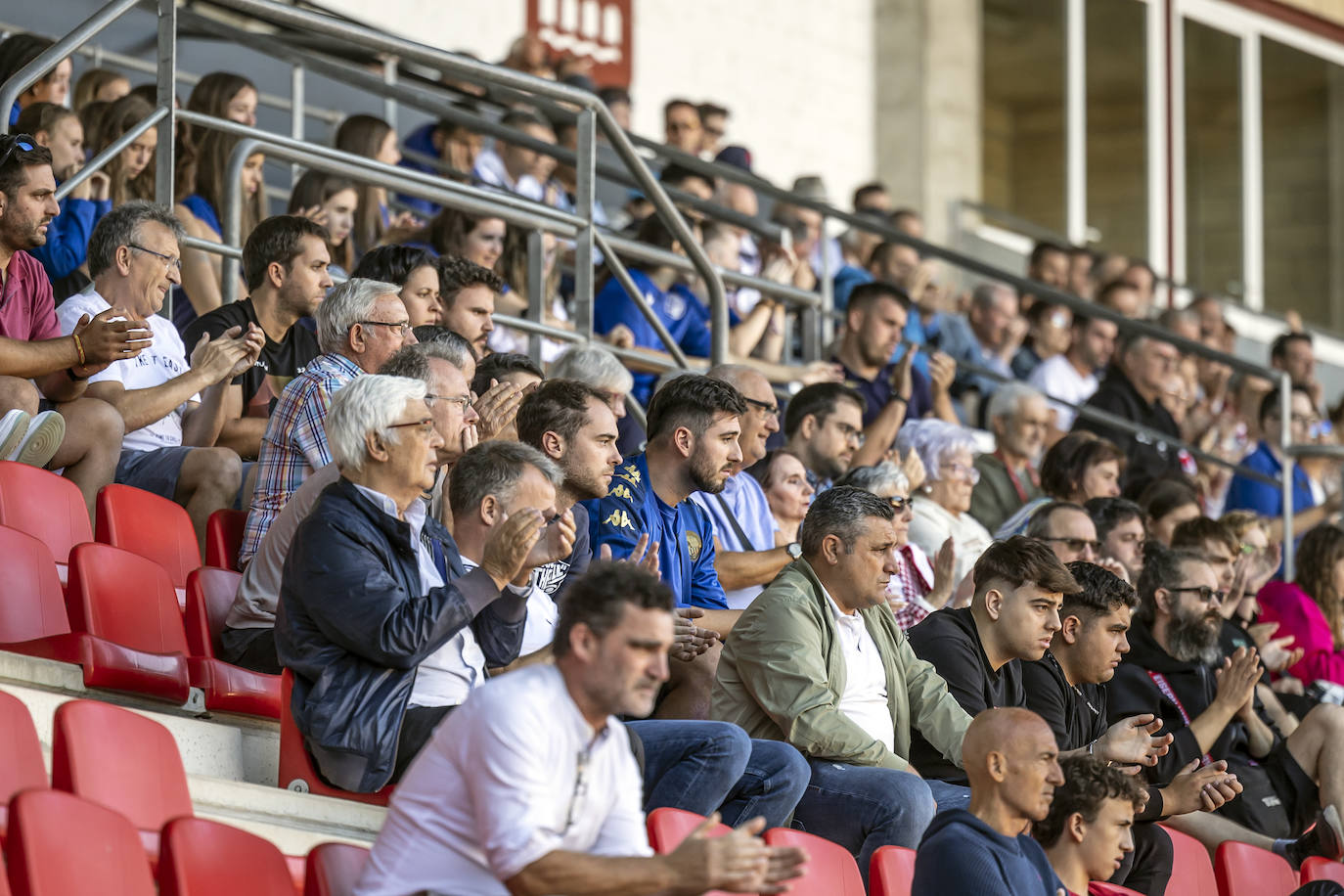 El partido SD Logroñés-Teruel