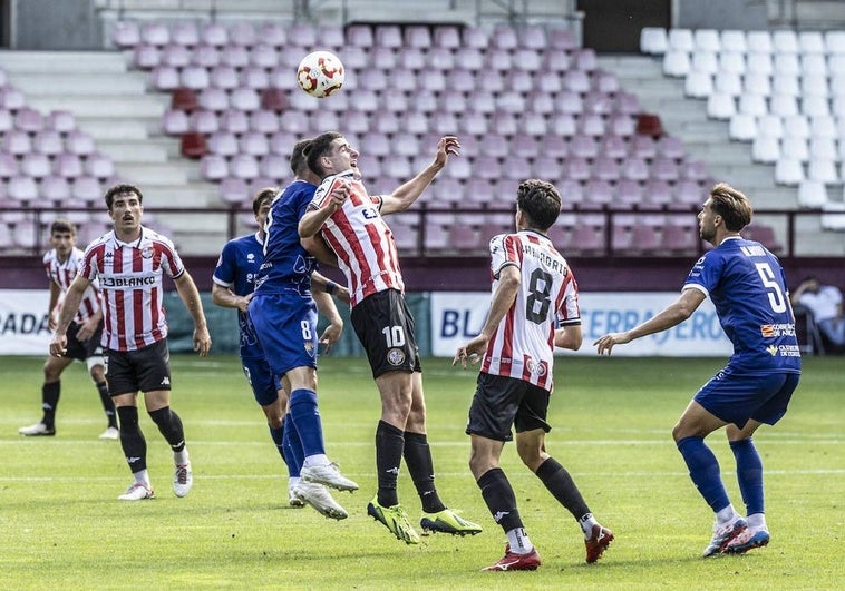 Así fue el ridículo gol que encajó la SD Logroñés ante el Teruel