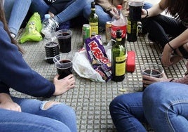 La Policía Local de Logroño formuló 82 denuncias el fin de semana, 40 de ellas por beber en la calle