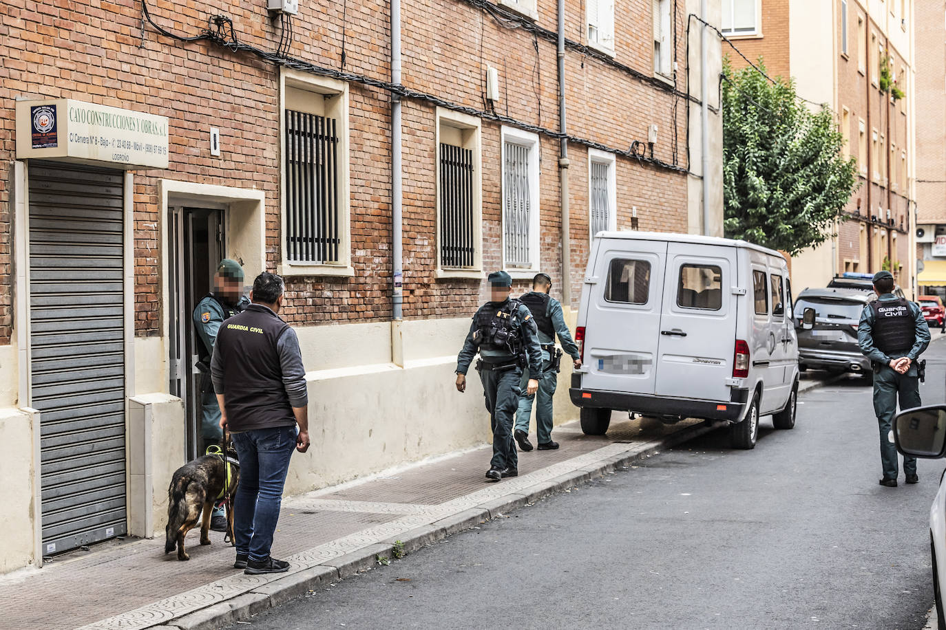 Registros en la calle Cervera, en Logroño.