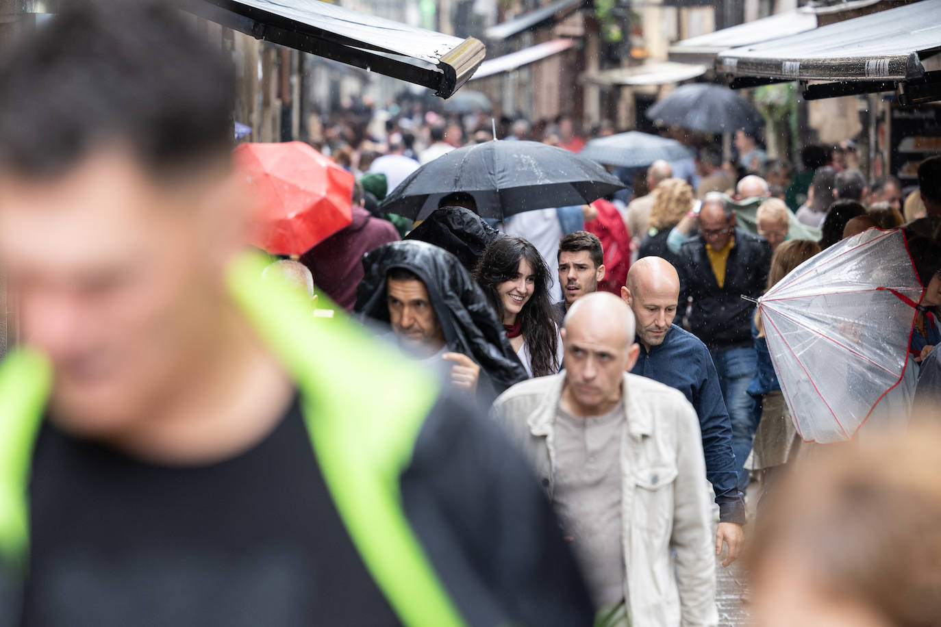 La lluvia no pudo con el ambiente festivo