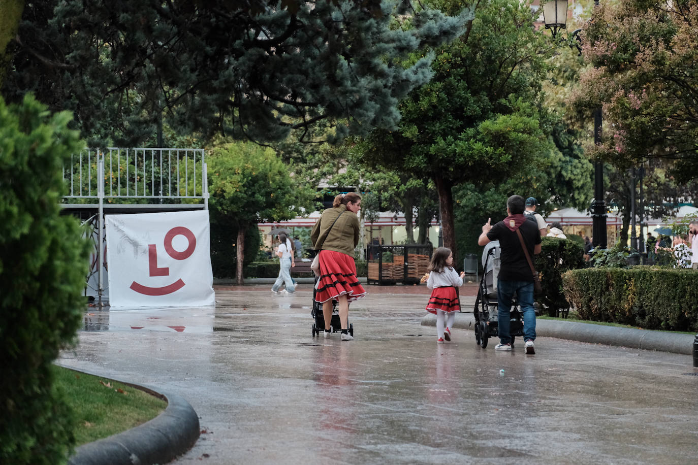 El tragantúa, previsto en el Espolón, ha faltado a su cita por la lluvia.