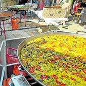 Una paella gigante para los invitados de La Rioja