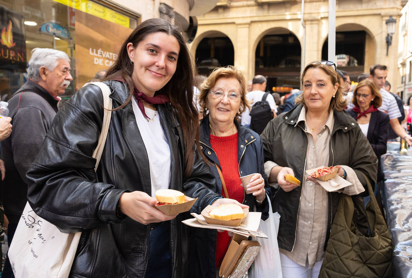 Salchichón, pimientos, huevos, chuletas... todas las degustaciones el día de San Mateo