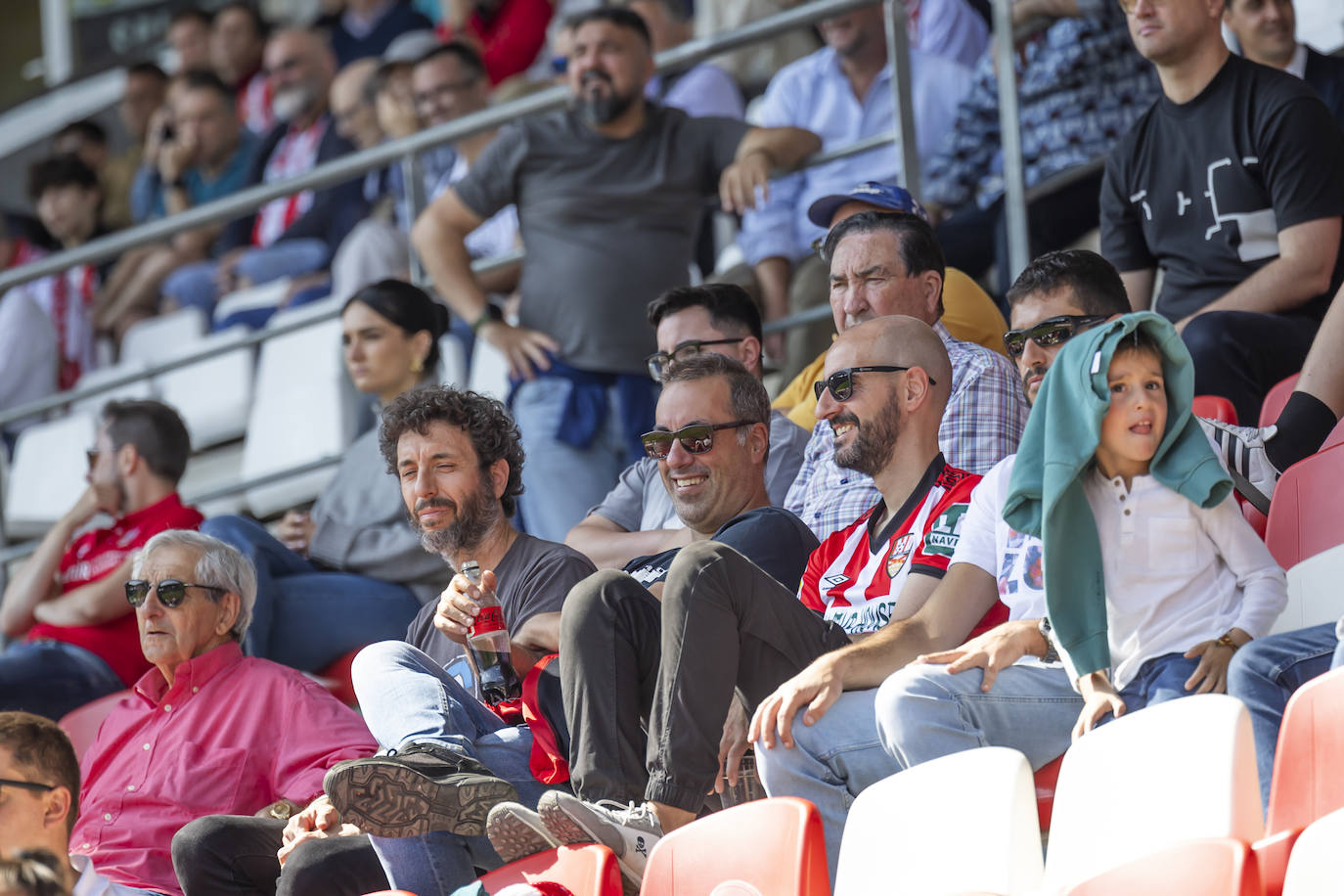 Las mejores imágenes de UD Logroñés - Gernika