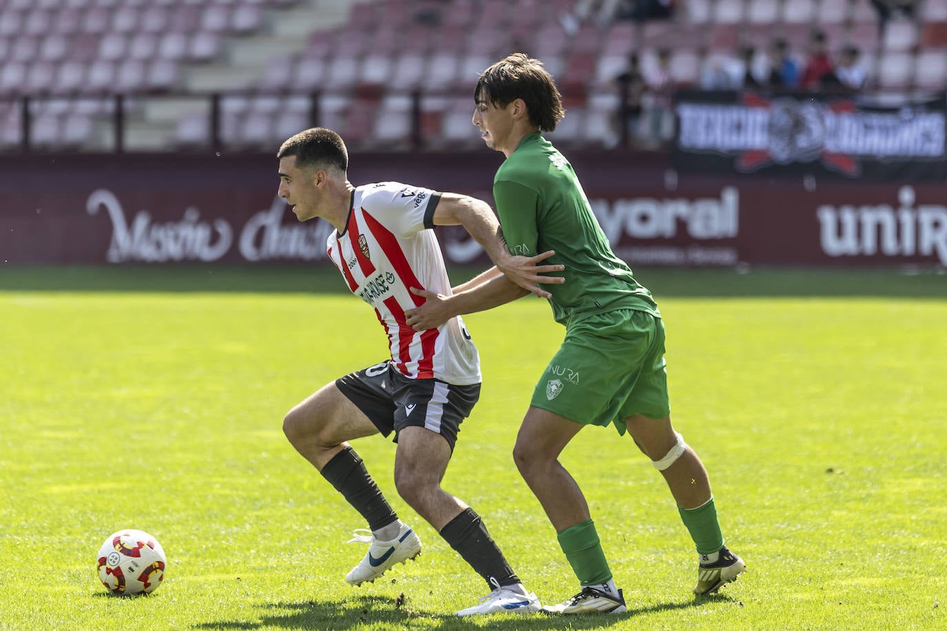 Las mejores imágenes de UD Logroñés - Gernika