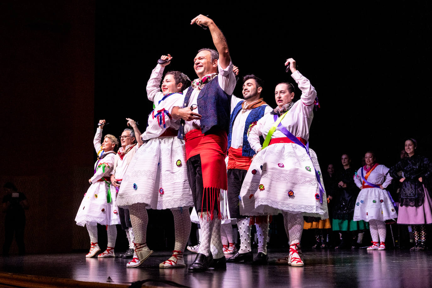 La lluvia no puede con la danza