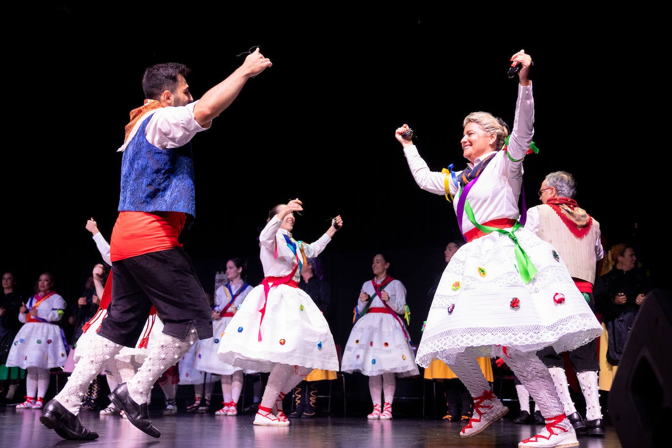 La lluvia no puede con la danza