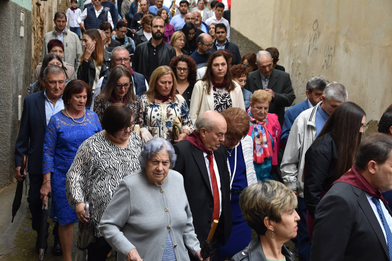Imposición de pañuelos, procesión y pisado de la uva en Rincón de Olivedo