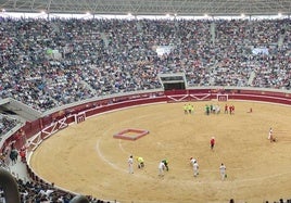 Aspecto que presentaba La Ribera, esta mañana, llena como no se recuerda.