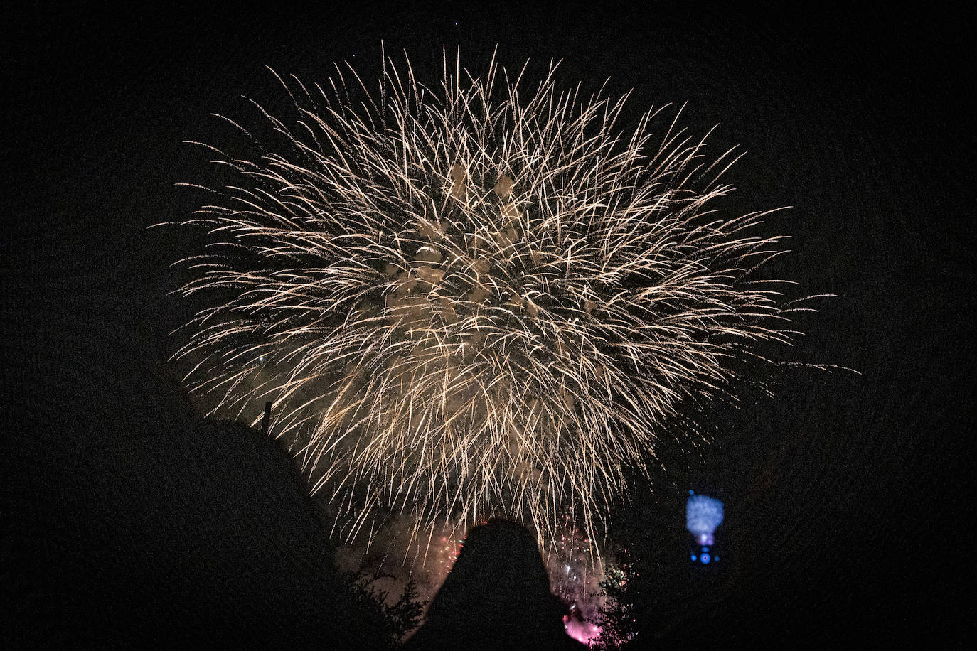 Primera colección de fuegos artificiales de San Mateo: pirotecnia Zaragozana