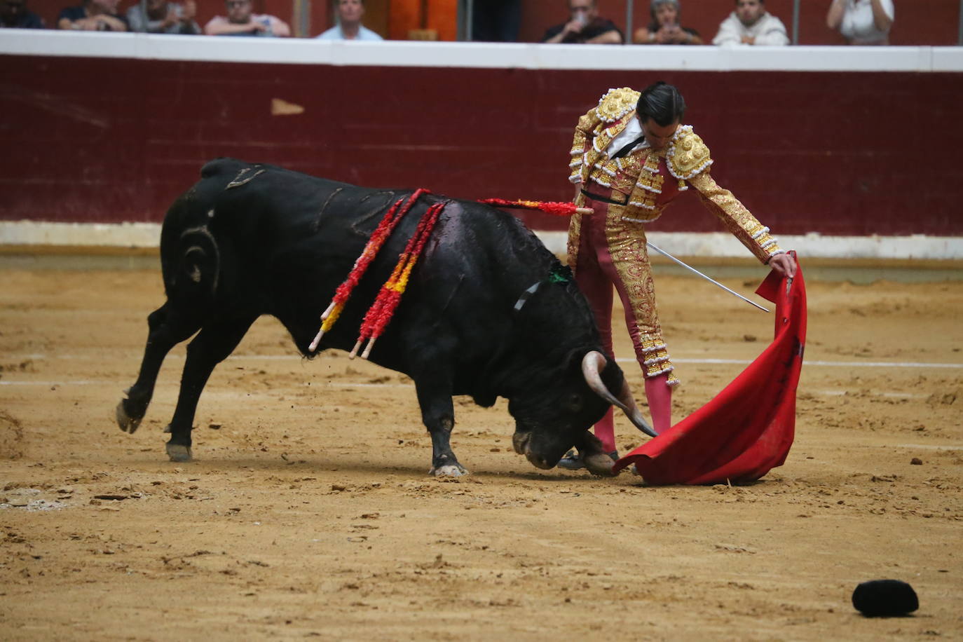 Aguado, Roca Rey y Ortega, en la tercera corrida de la feria de San Mateo