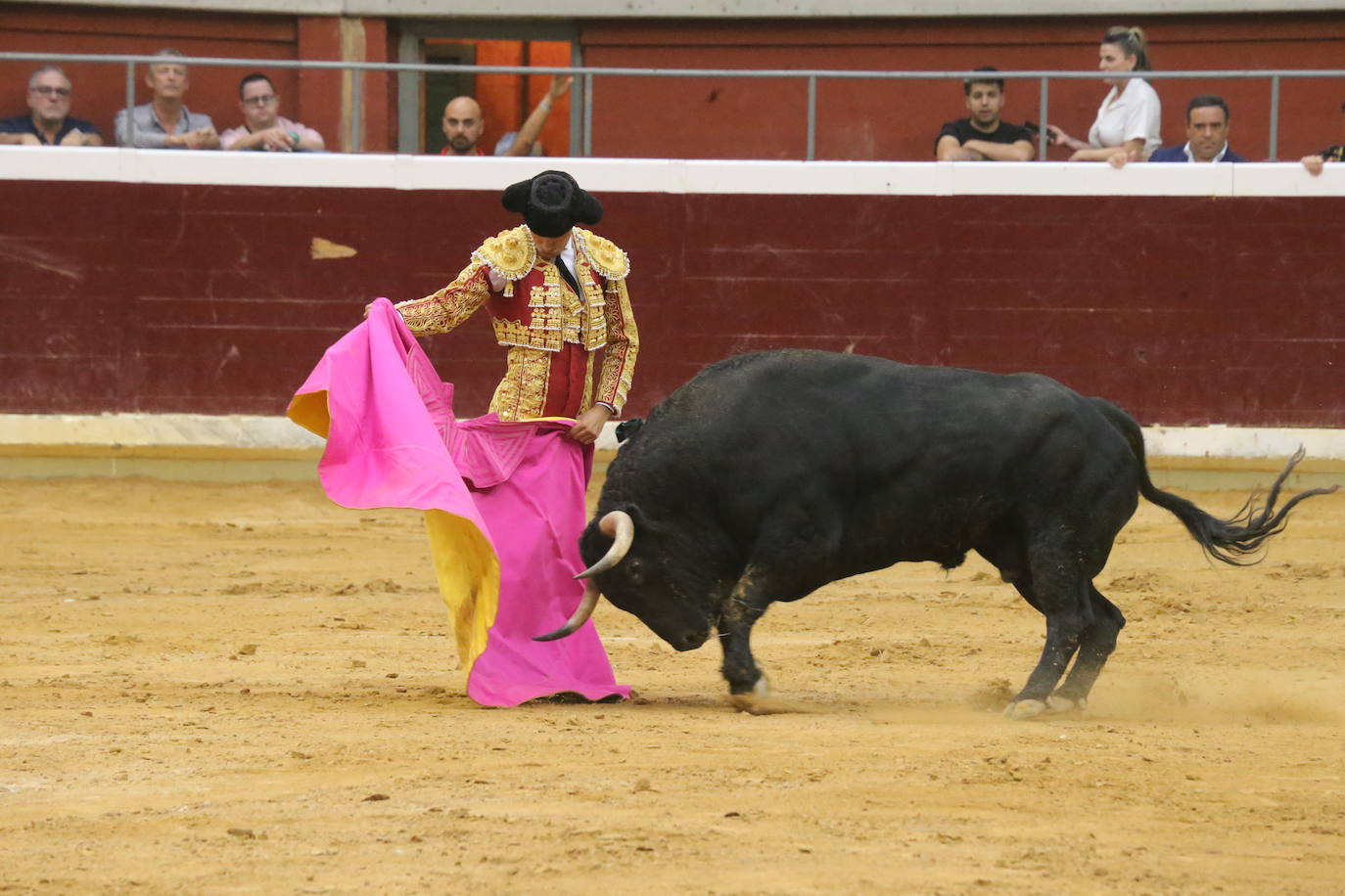 Aguado, Roca Rey y Ortega, en la tercera corrida de la feria de San Mateo