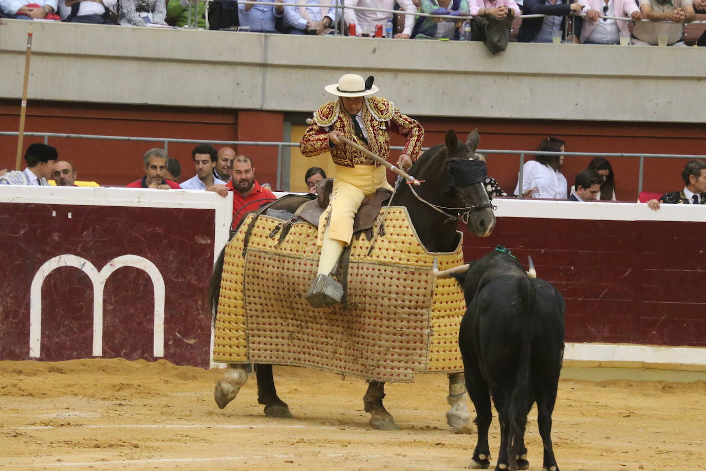 Aguado, Roca Rey y Ortega, en la tercera corrida de la feria de San Mateo