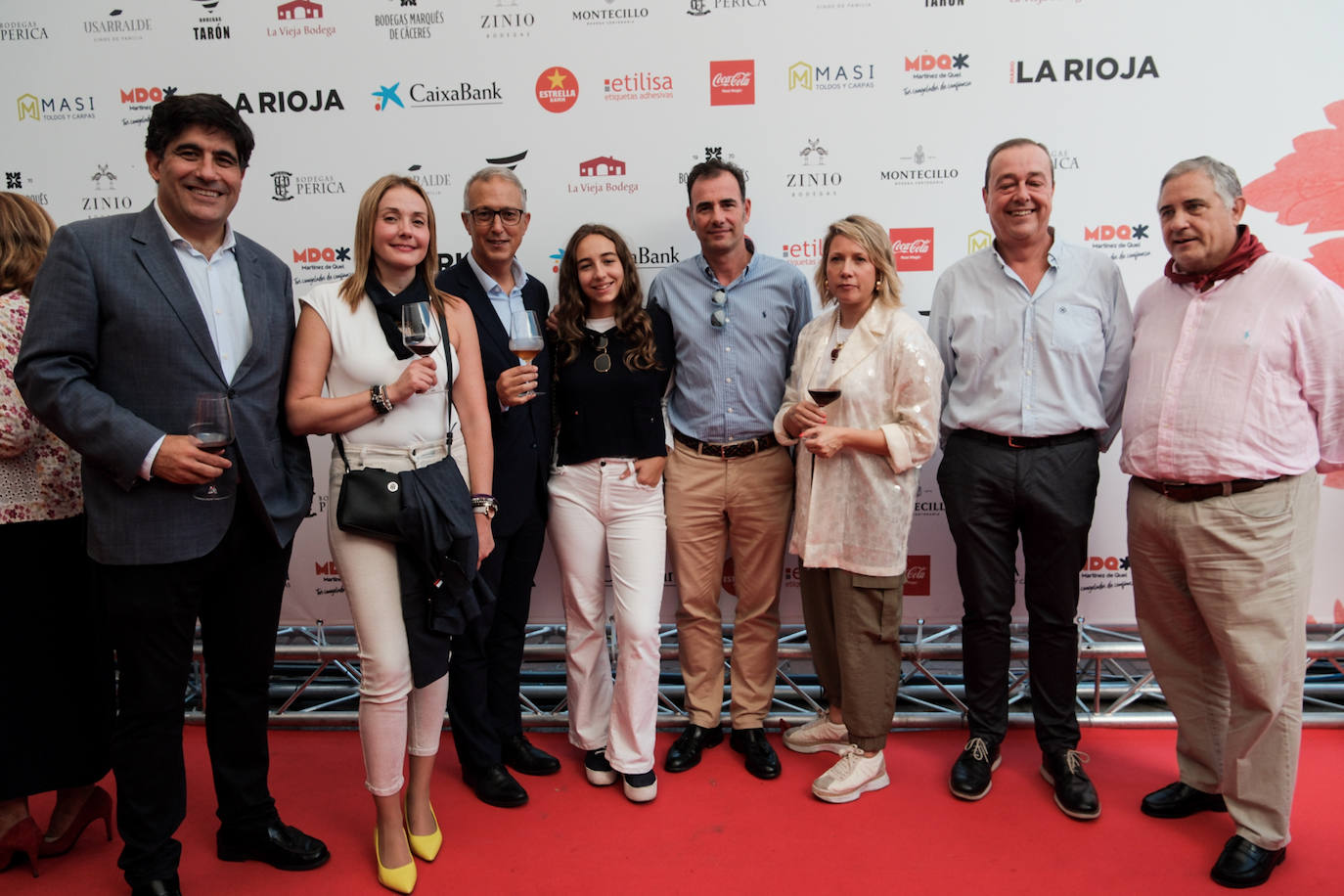 Diego Saugar, Laura Dávila y Juanjo Vega, de Caixabank; Paula y Álvaro Navarrete, de Euroresin; Elvira Ezquerro (Caixabank); y Abel Royo y Alberto Carrascón, de Grupo Royo