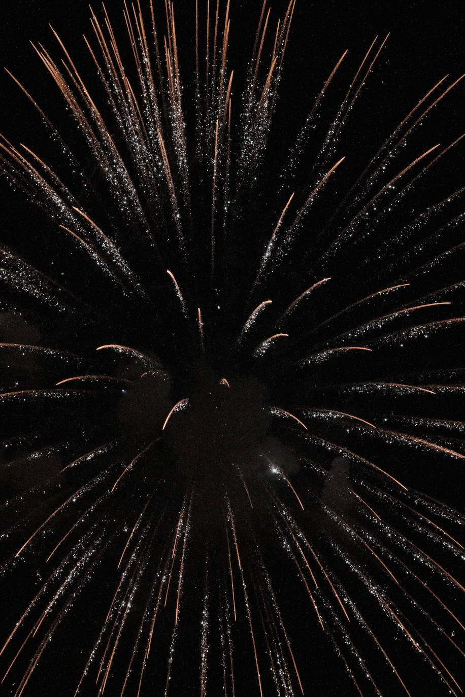 Fuegos artificiales de San Mateo con pirotecnia Pibierzo