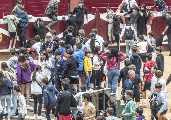 La Ribera acoge las vaquillas y el certamen de becerristas 'Quiero ser torero como Diego Urdiales'