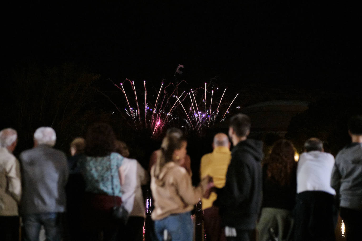 Fuegos artificiales del miércoles a cargo de Pirotecnia Pibierzo