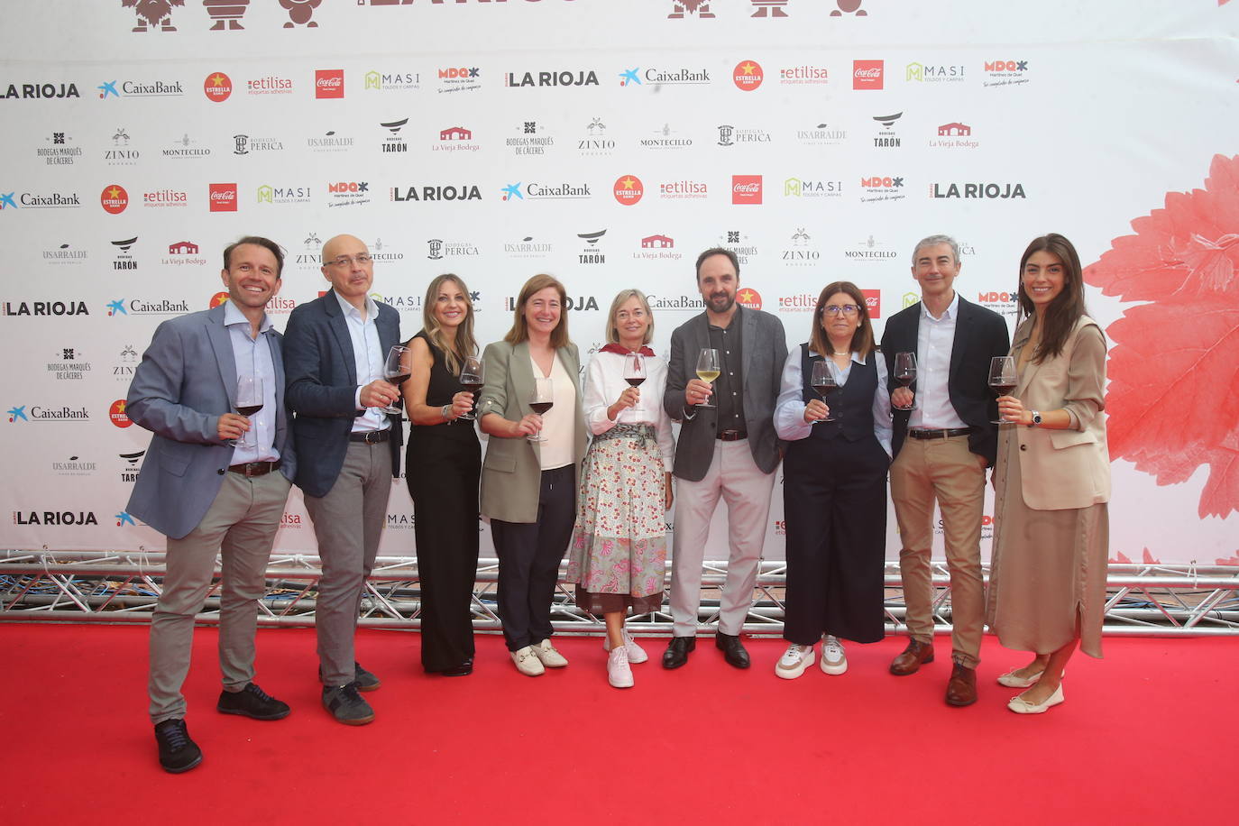 El equipo de la consejería de Agricultura, Ganadería, Mundo Rural y Medio Ambiente: José Luis Alonso, David Martín, Pradi Ayala, Noemí Manzanos, Teresa Cobo (directora de Diario LARIOJA), José María Infante, María Jesús Miñana, Ignacio Sáenz de Urturi y Patricia Lapeña