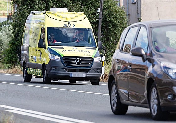 Herido en Tirgo un hombre atropellado por su propio coche