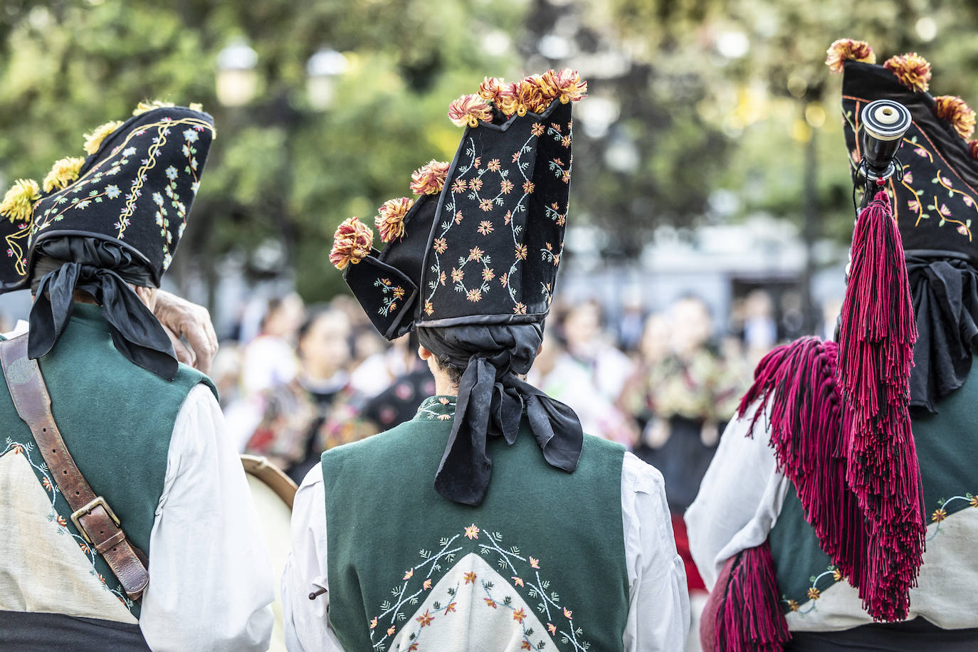 Tarde de bailes con Contradanza en El Espolón