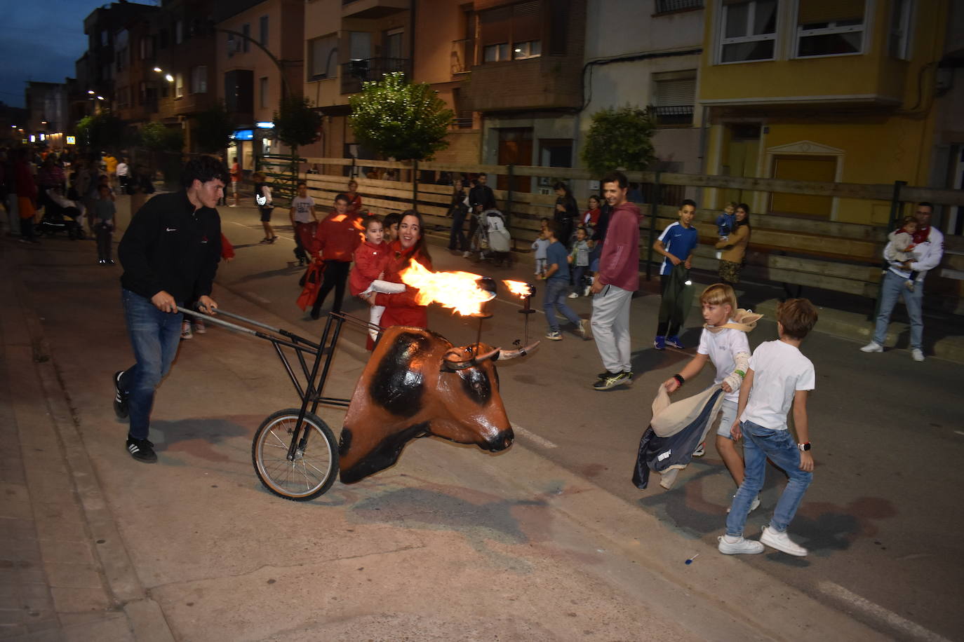 Rincón de Soto celebra el día grande de las fiestas de San Miguel