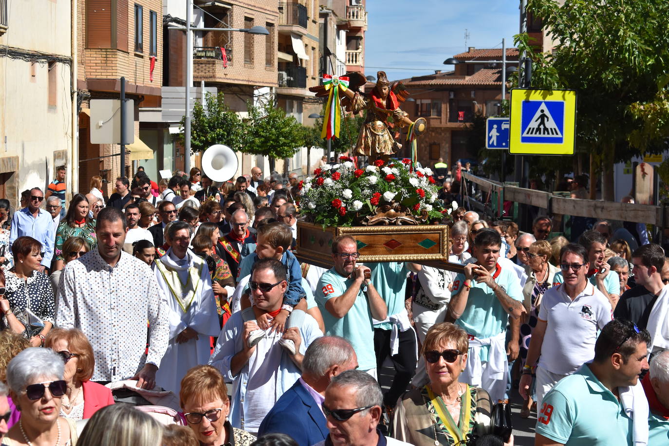 Rincón de Soto celebra el día grande de las fiestas de San Miguel