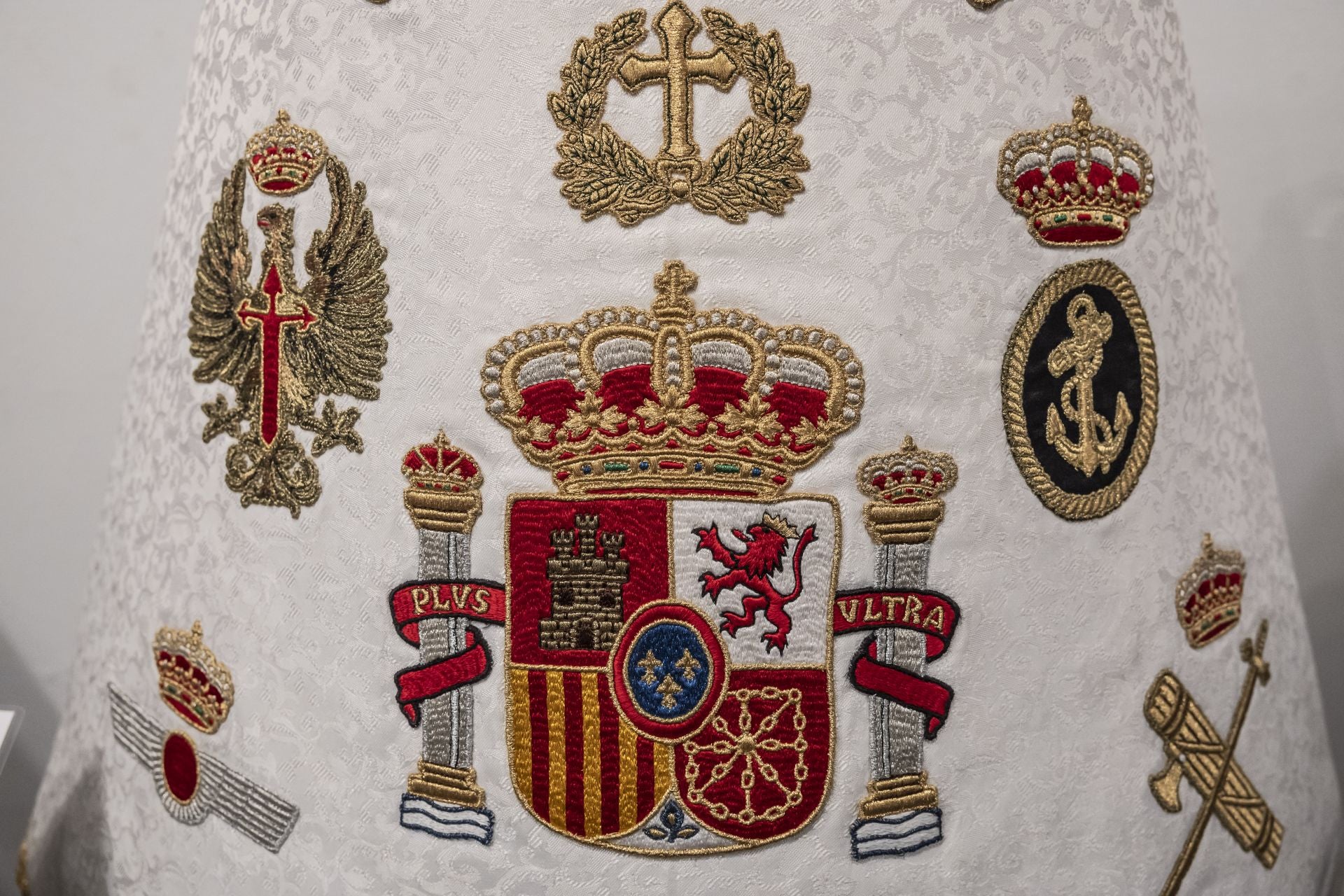 Exposición de mantos de la Virgen del Pilar